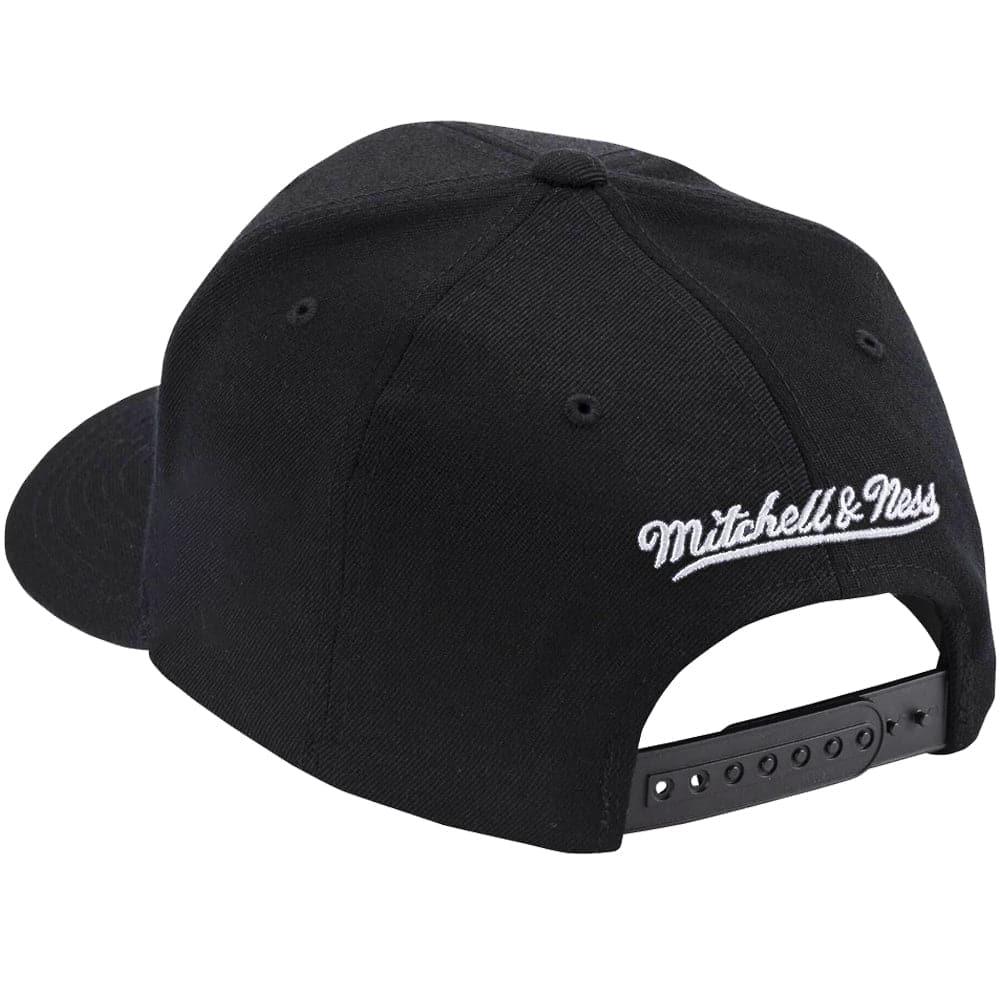 Mitchell And Ness Caps San Antonio Spurs Mitchell & Ness NBA Linear Classic Red Snapback Hat - Black