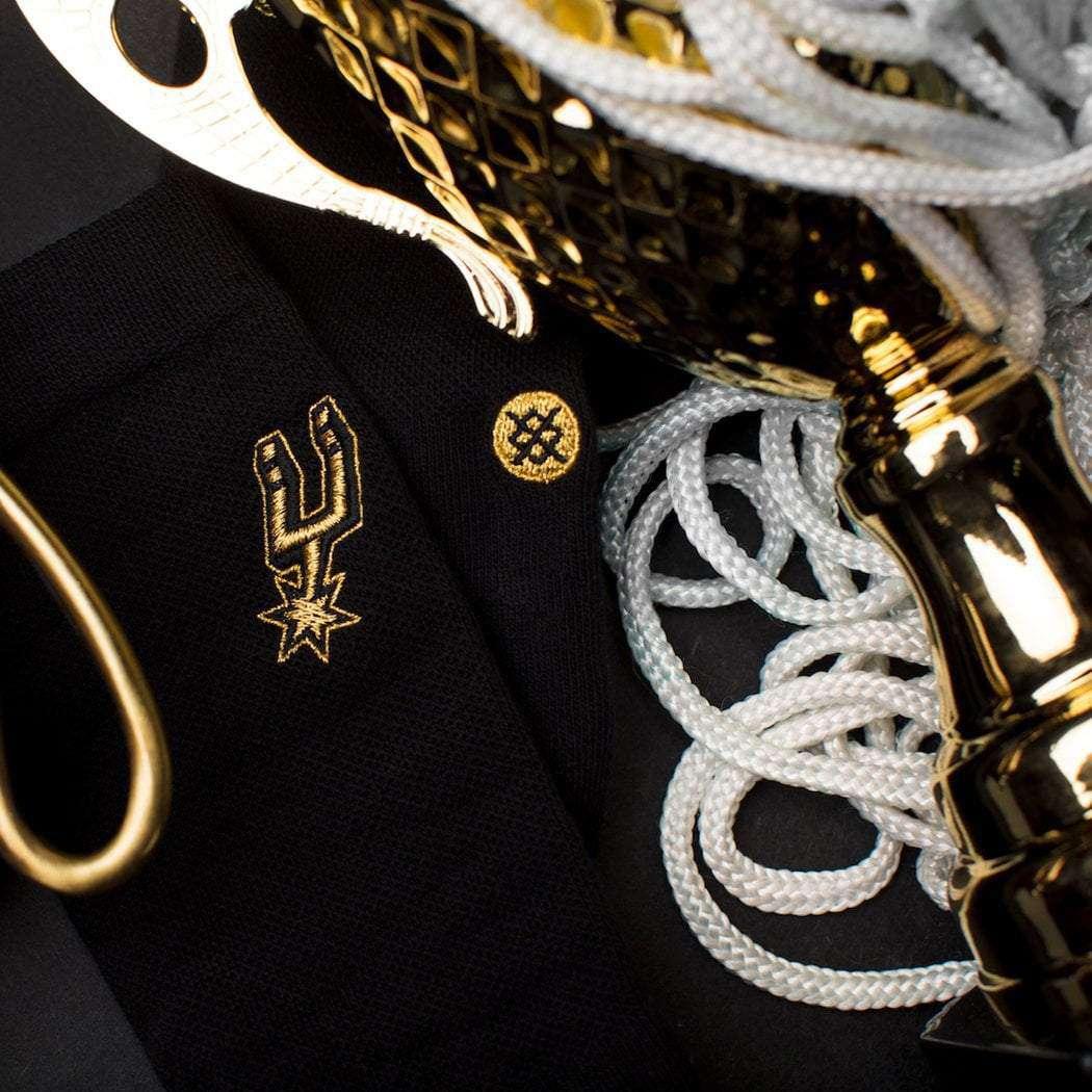 Stance Socks Large (9-12 US) San Antonio Spurs Stance NBA Gold Trophy Crew Socks - Black