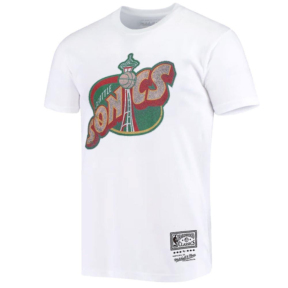 Mitchell And Ness T-Shirts Seattle Supersonics Mitchell & Ness NBA HWC Distressed Logo T-Shirt - White
