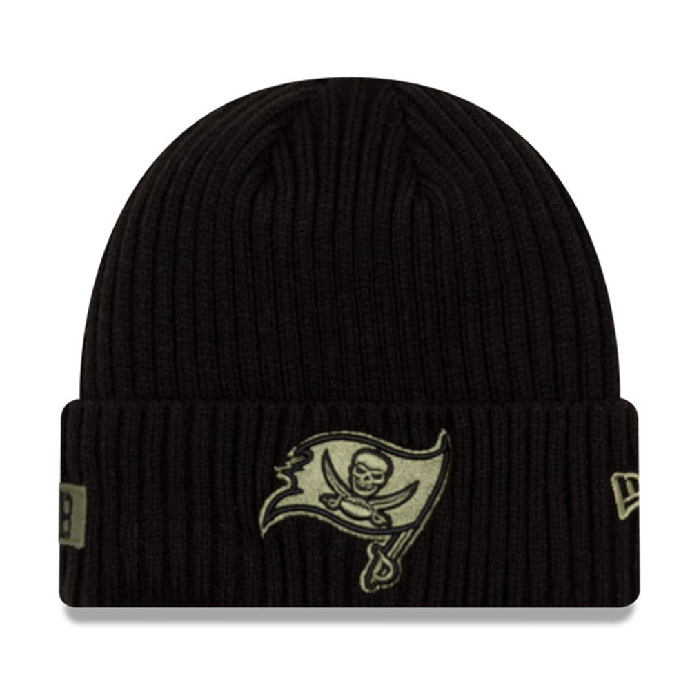 New Era Beanies Tampa Bay Buccaneers New Era NFL 2020 Salute To Service Cuffed Knit Beanie - Black