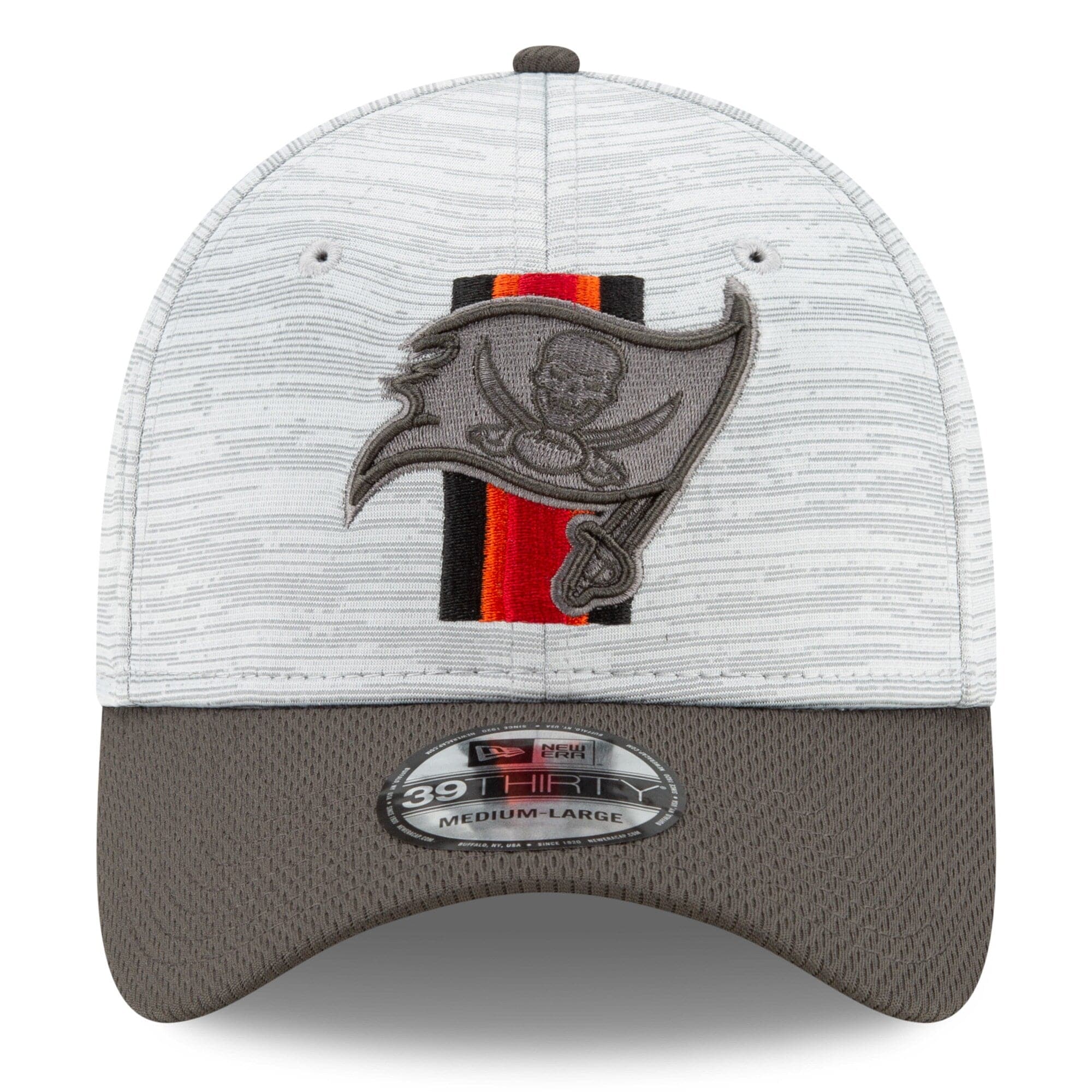 New Era Caps Tampa Bay Buccaneers New Era NFL 2021 Training Camp 39THIRTY Flex Fit Curve Hat - Grey