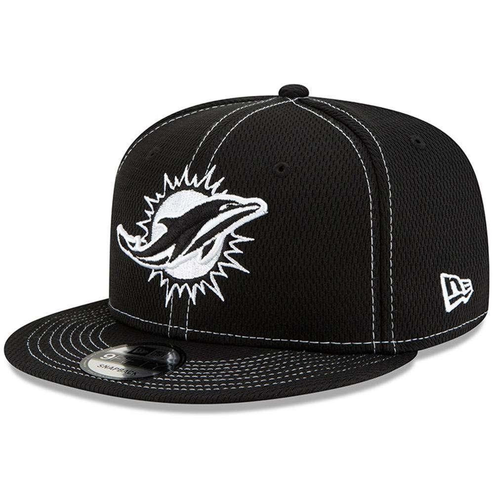 Miami Dolphins New Era NFL 2019 Sideline Road Black & White 9FIFTY Snapback Hat