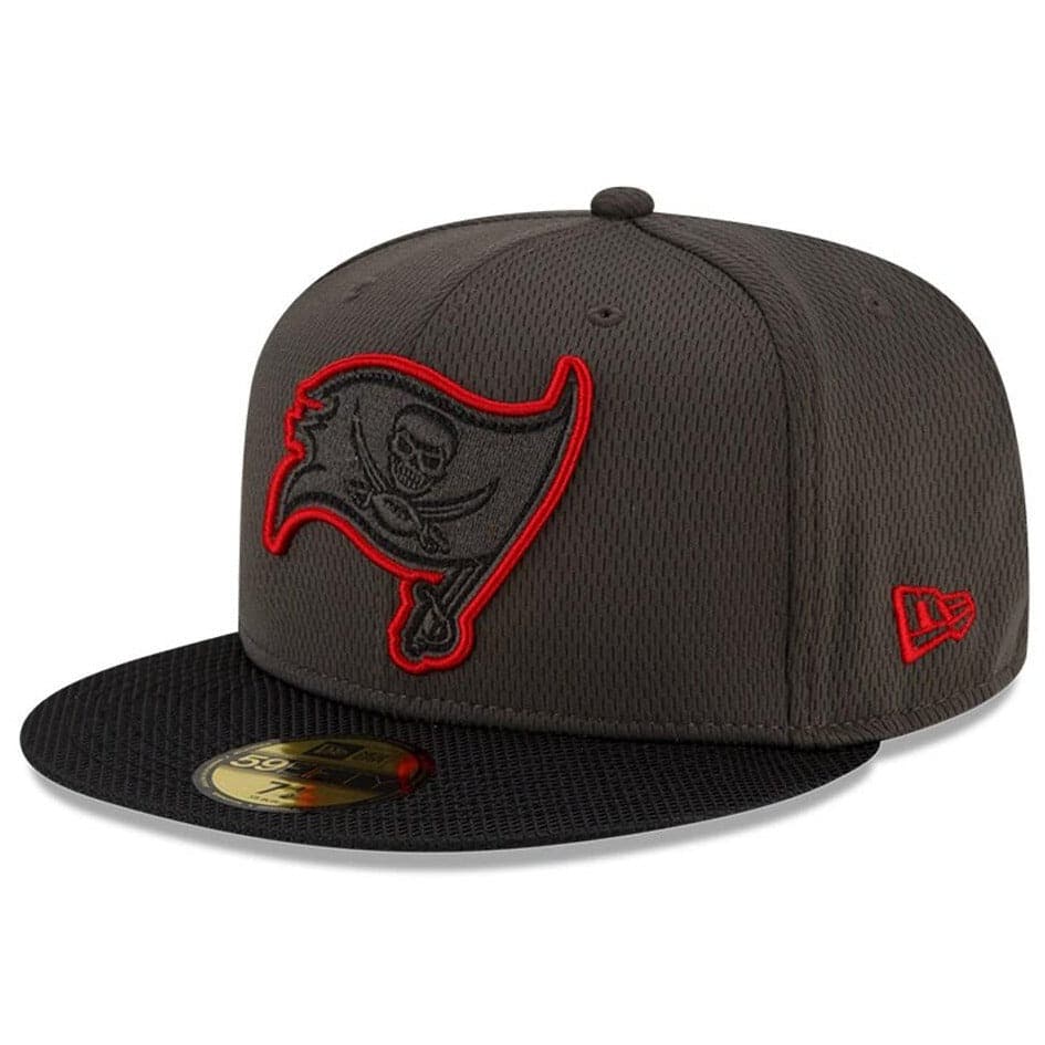 Tampa Bay Buccaneers New Era NFL 2021 Sideline Road 59FIFTY Fitted Hat - Black
