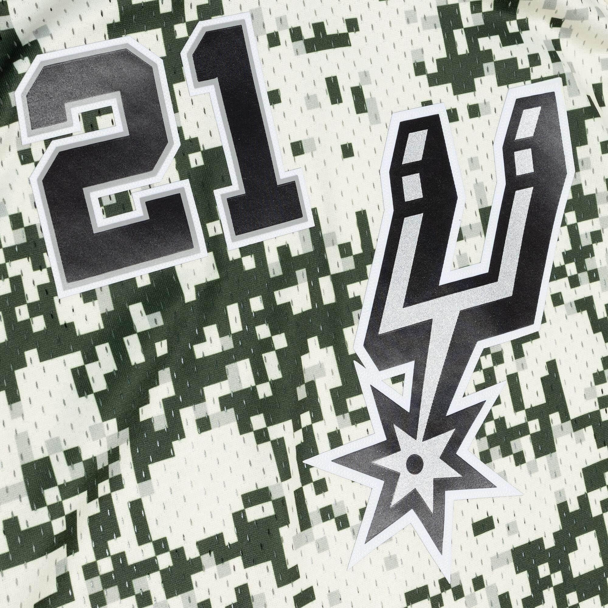 Mitchell And Ness Jerseys Tim Duncan San Antonio Spurs 13-14 Alt Mitchell & Ness NBA Swingman Jersey - Camo