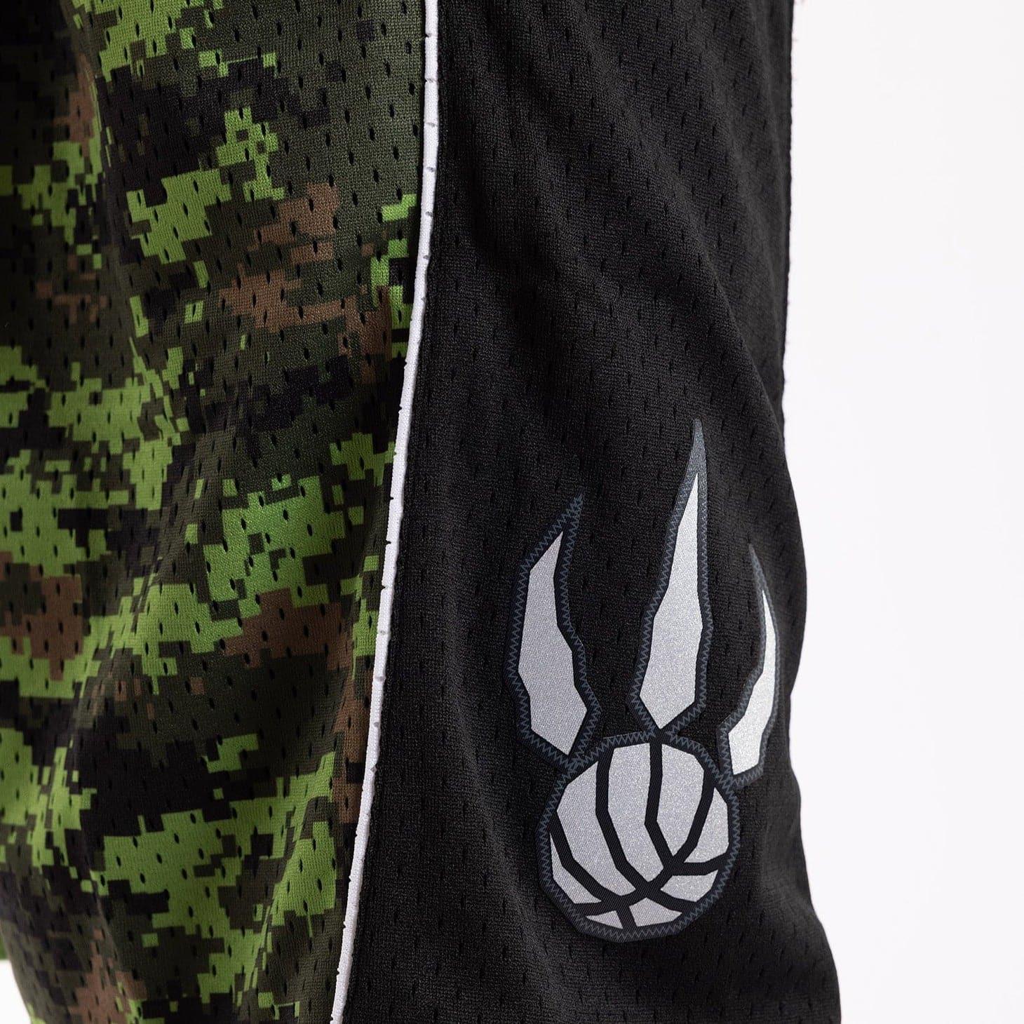 Mitchell And Ness Shorts Toronto Raptors Mitchell & Ness NBA Swingman Shorts 11-12 - Camo
