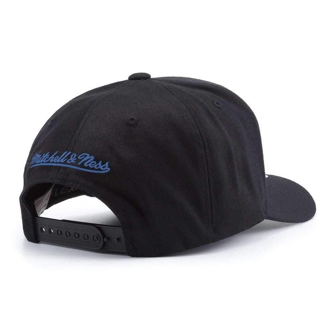 Mitchell And Ness Caps Utah Jazz Mitchell & Ness NBA 110 Alt Team Logo Curve Snapback Hat - Black