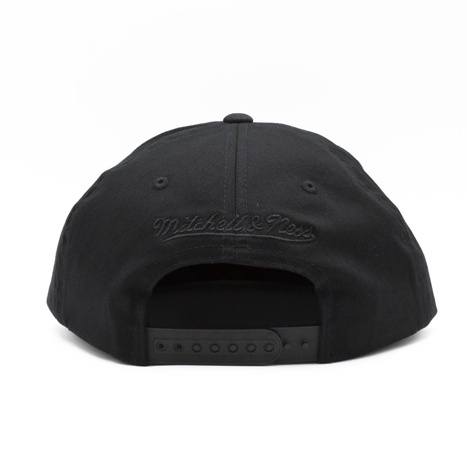 Mitchell And Ness Caps Utah Jazz Mitchell & Ness NBA Logo Deadstock Snapback Hat - Black