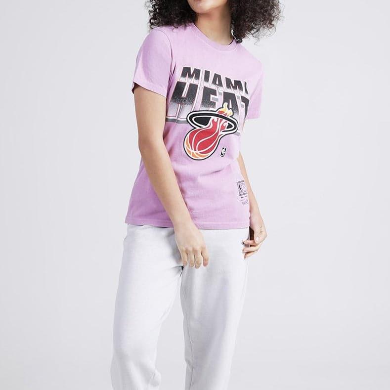 Mitchell And Ness T-Shirts Womens Miami Heat Mitchell & Ness NBA 90's Block Blur Vintage T-Shirt - Faded Pink