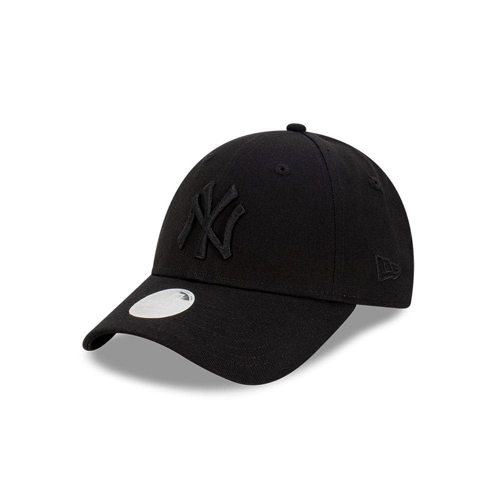 New Era Caps Womens Womens New York Yankees New Era MLB Black On Black 9FORTY Hat