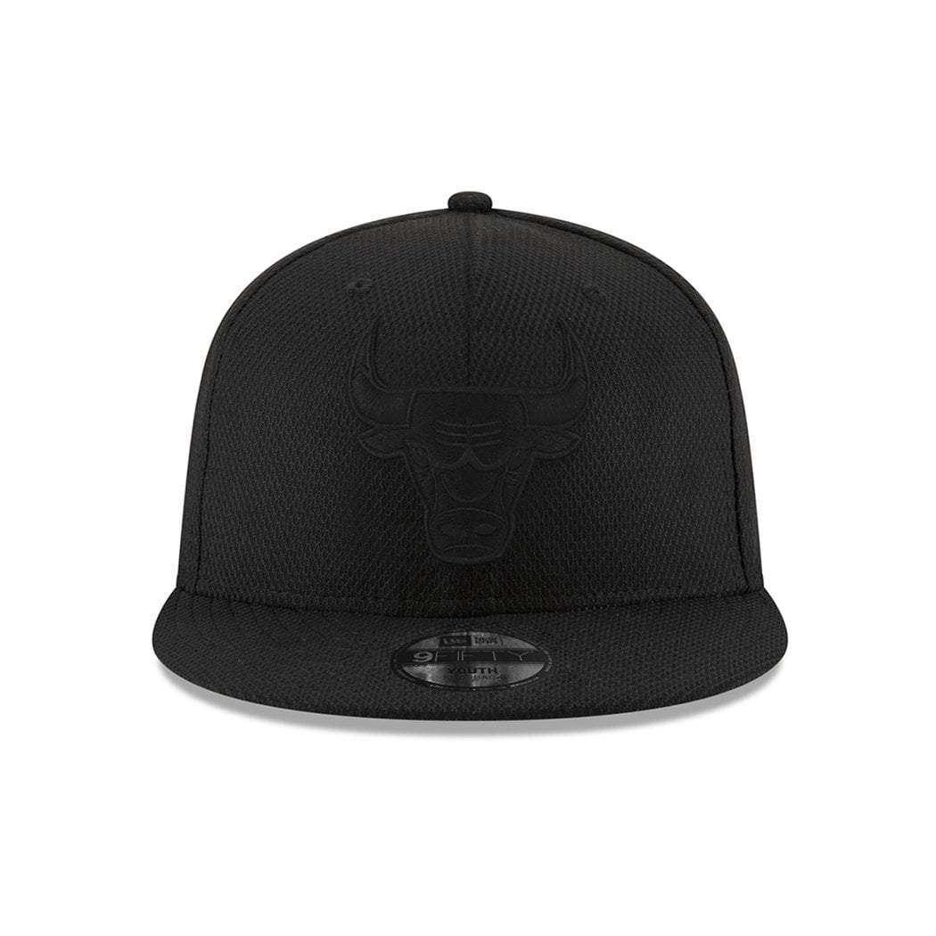 New Era Caps Youths Adjustable Youths Chicago Bulls New Era NBA Black On Black Diamond Era 9FIFTY Snapback Hat