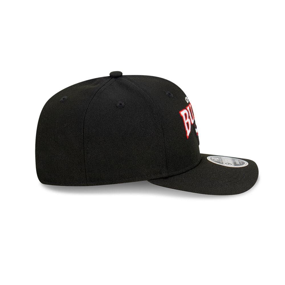 New Era Caps Youths Youths Chicago Bulls New Era NBA Team Arch Pre-Curved OF 9FIFTY Snapback Hat - Black