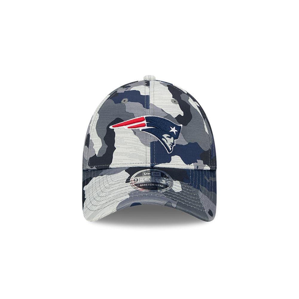 New Era Caps Youths Youths New England Patriots New Era NFL 22 Training Camp 9FORTY Stretch Snap Hat - Camo